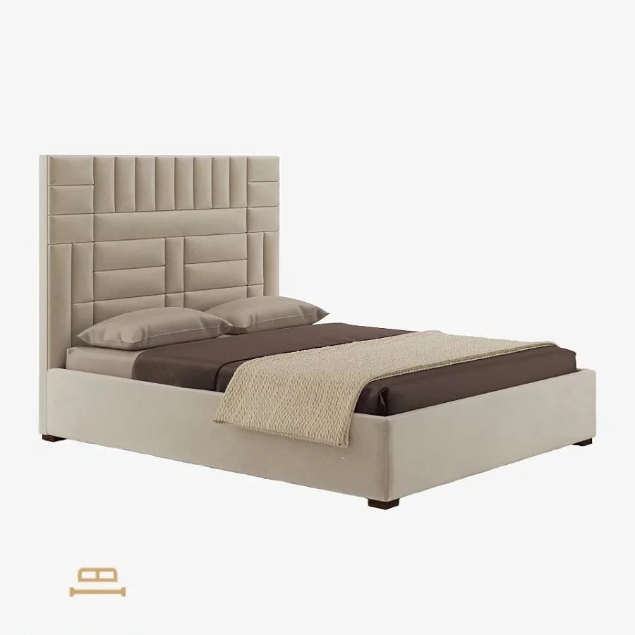 Bernadette maza galvas klāja gulta